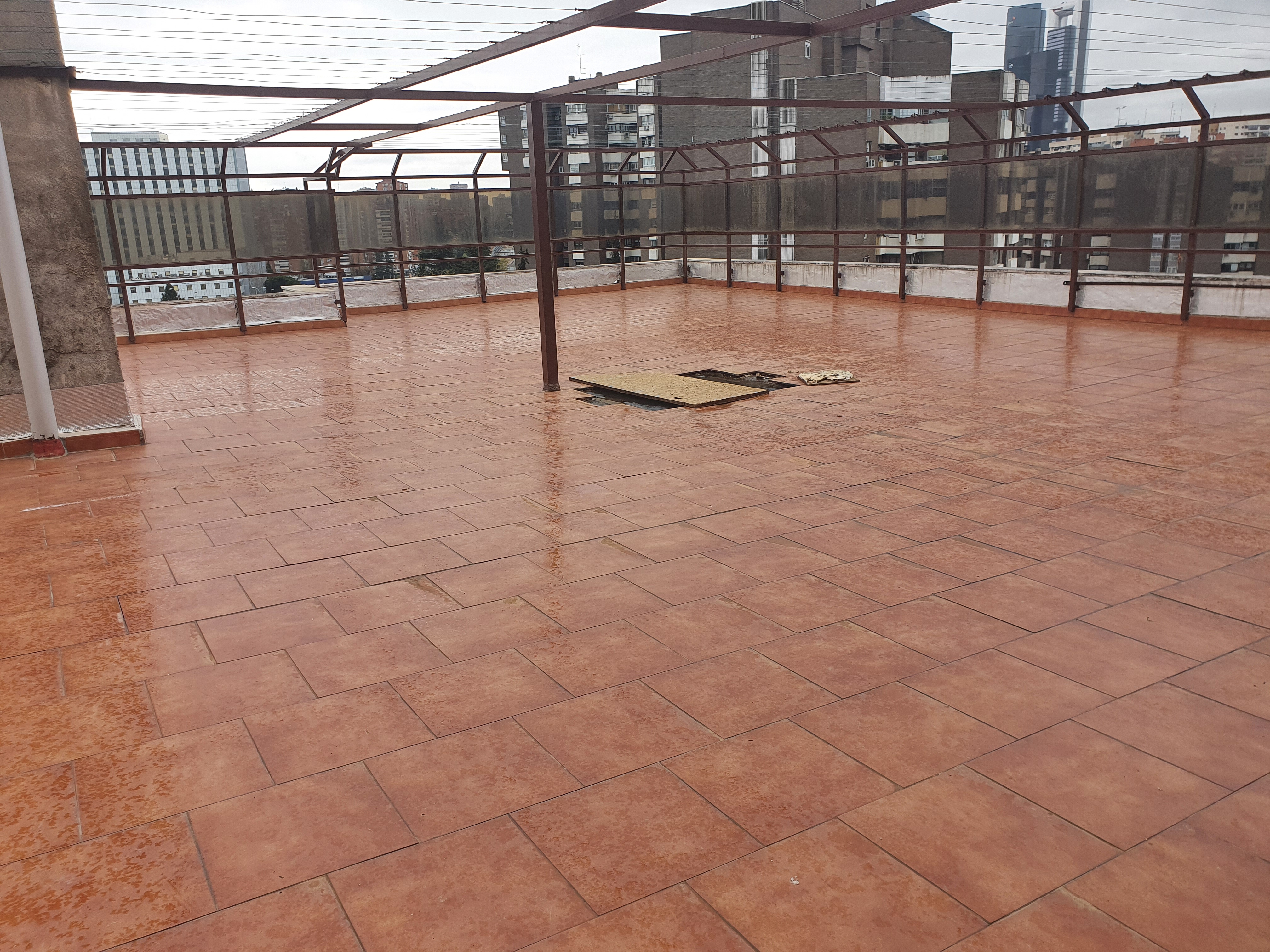 IMPERMEABILIZACIÓN DE CUBIERTA Before